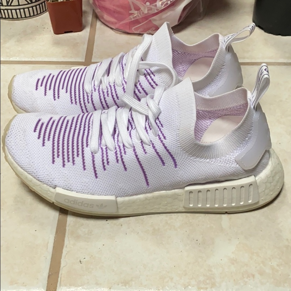 Adidas Tennis Shoes